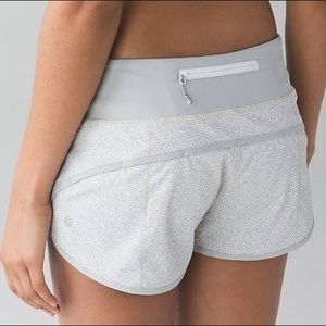 Lululemon Speed Short Freckle Flower